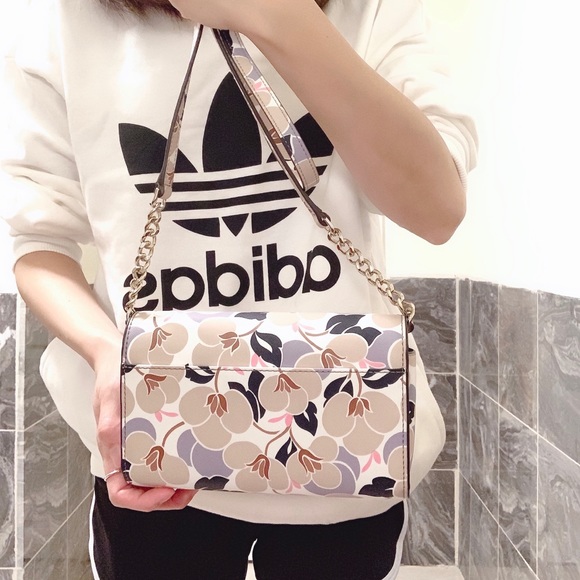 ❗️SALE Kate Spade Cameron Breezy Floral Crossbody - Picture 3 of 6